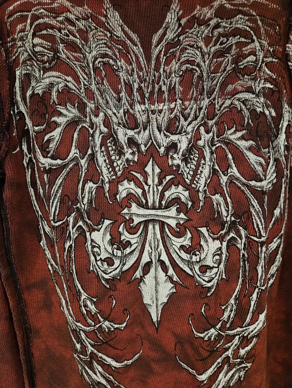 Affliction Burnt Red/Burgandy Distressed Crewneck with White Black Crest - Picture 4 of 5